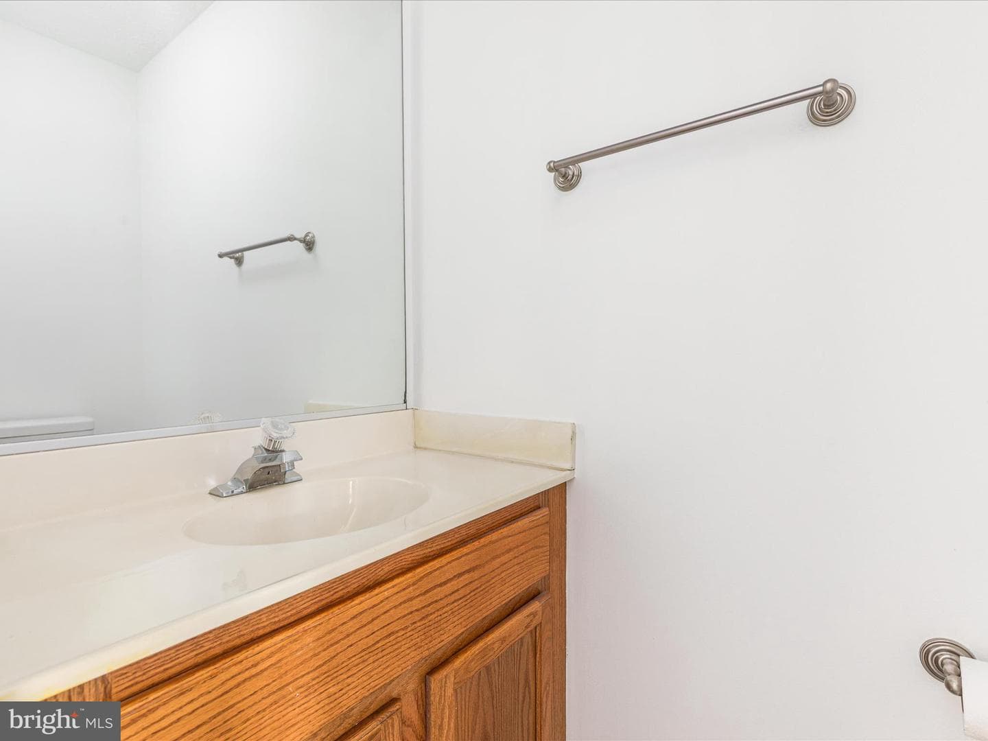 429 Ridgefield Avenue photo 11