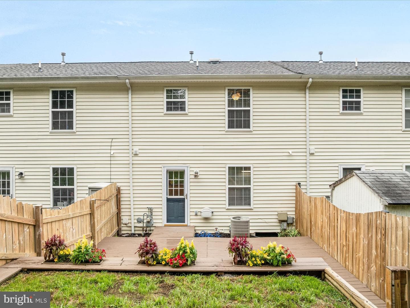 429 Ridgefield Avenue photo 33