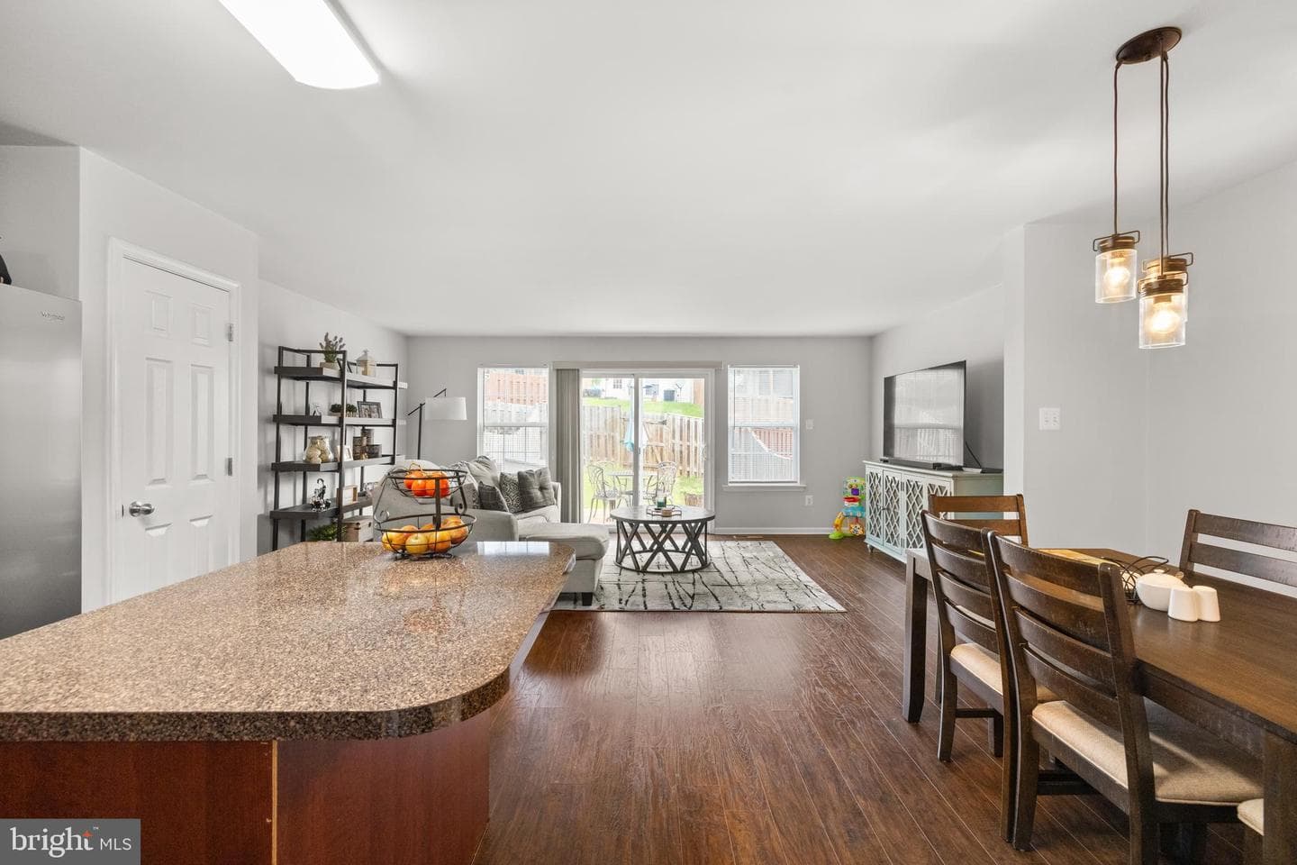 216 Monticello Square photo 13