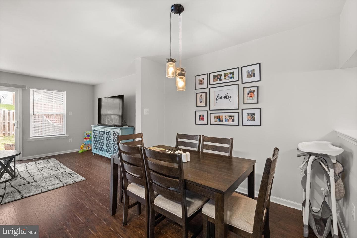 216 Monticello Square photo 15