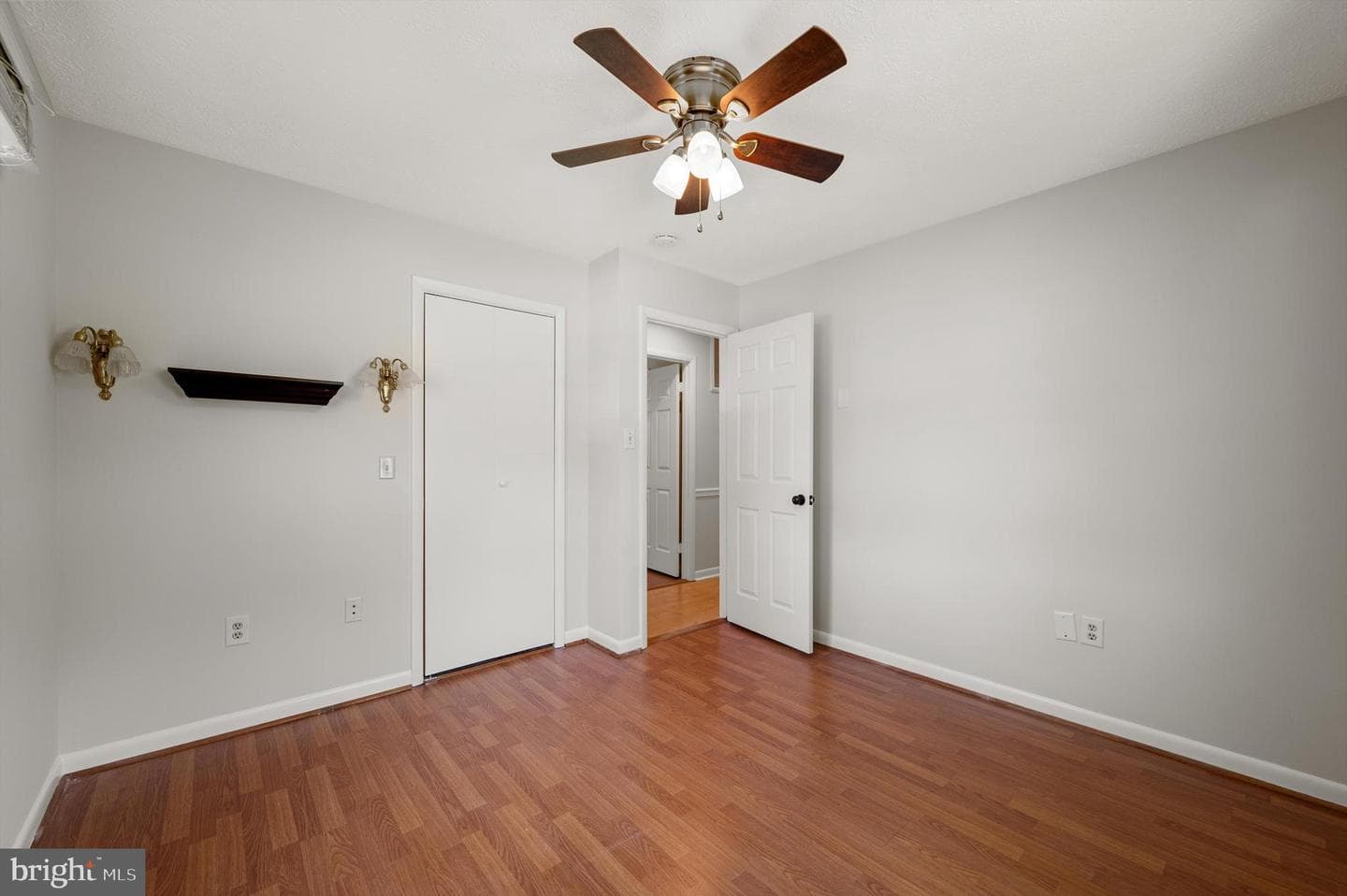 208 Wythe Avenue photo 23