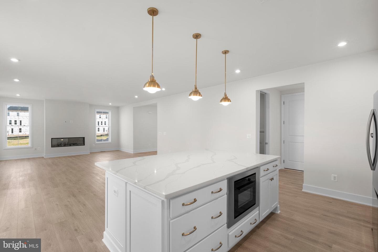 100 Alabaster Lane photo 10