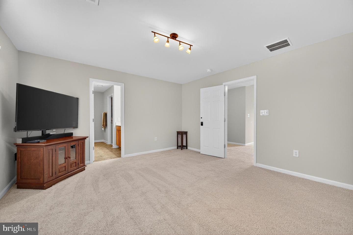 538 Garden Gate Drive photo 19