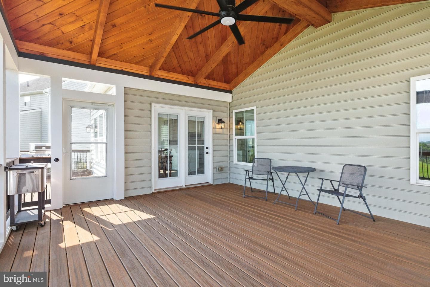 135 Skipper Drive photo 19