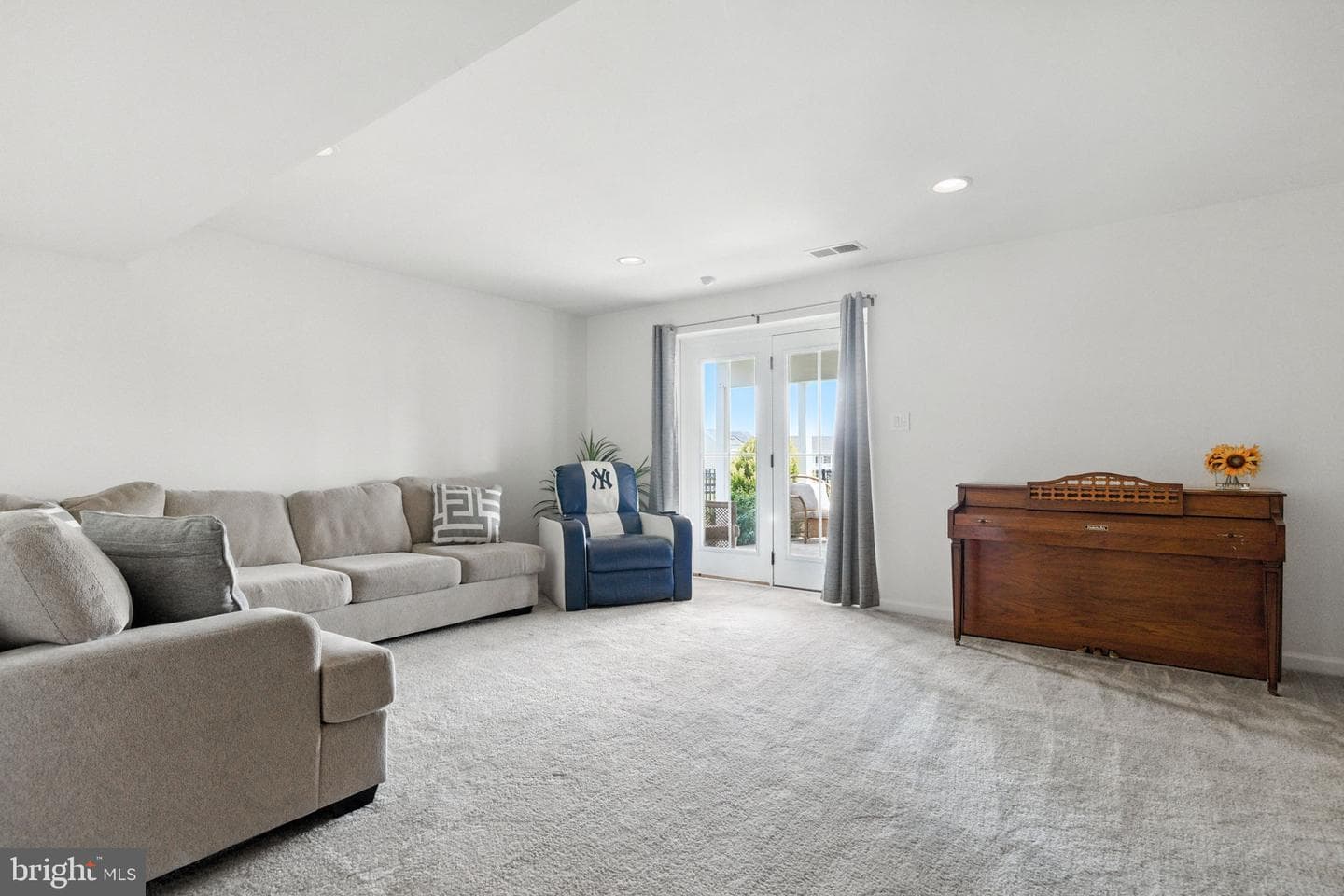 135 Skipper Drive photo 44