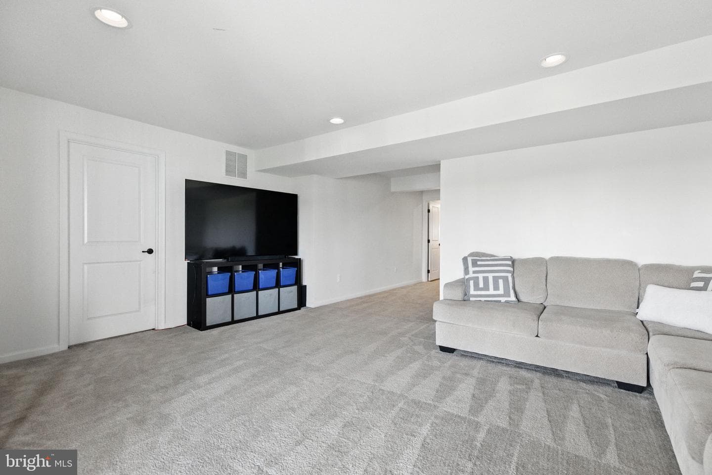135 Skipper Drive photo 46