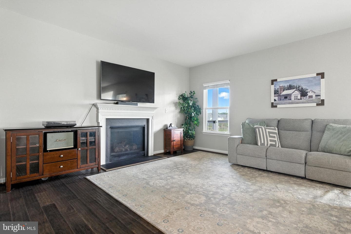 135 Skipper Drive photo 8