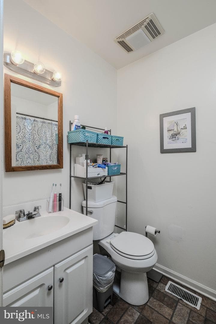 1111 Ravenwood Road photo 14