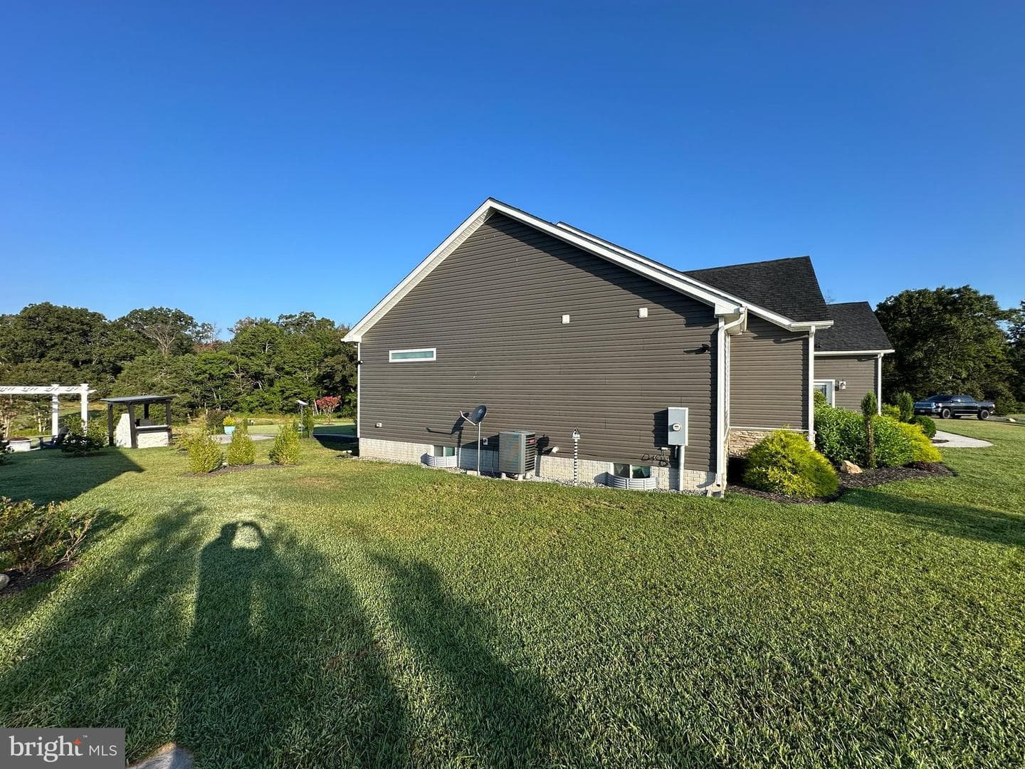 650 Gough Road photo 11