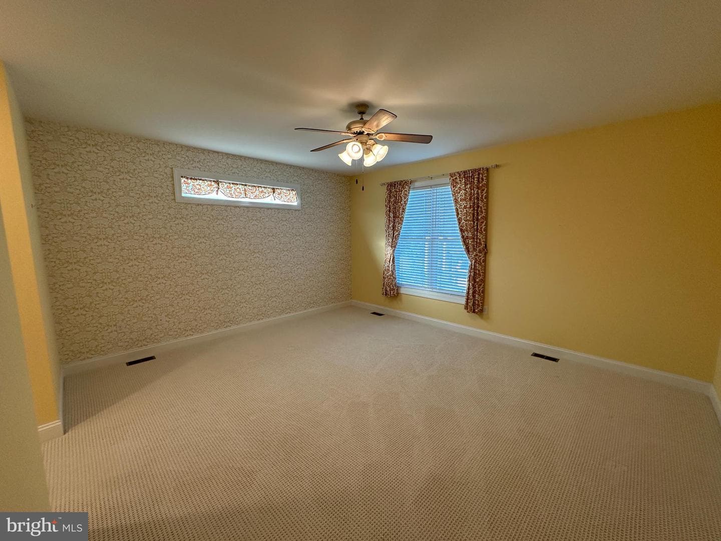 650 Gough Road photo 44