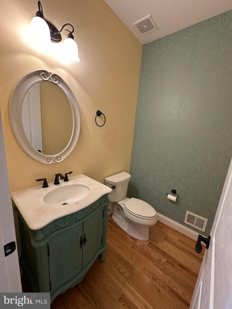 650 Gough Road photo 68