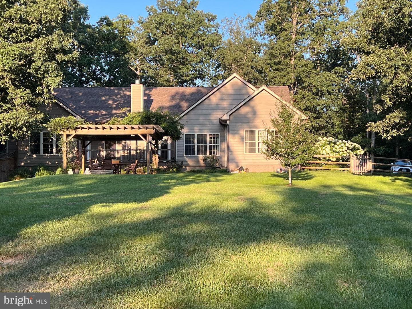 103 Comforter Lane photo 3