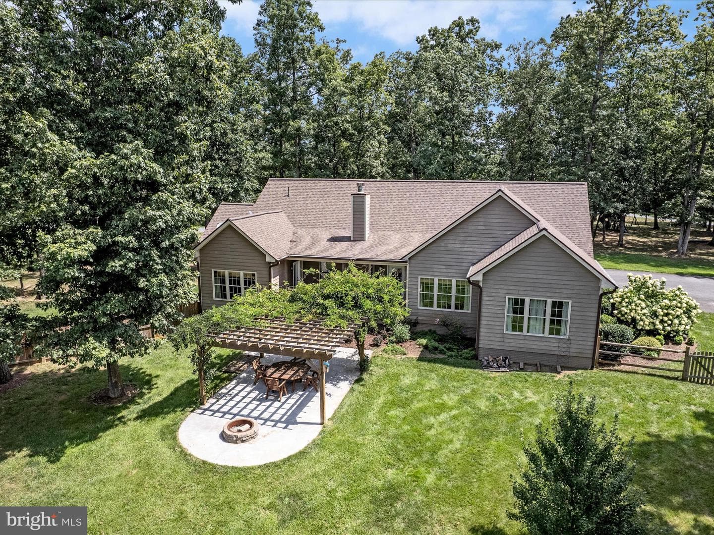 103 Comforter Lane photo 86