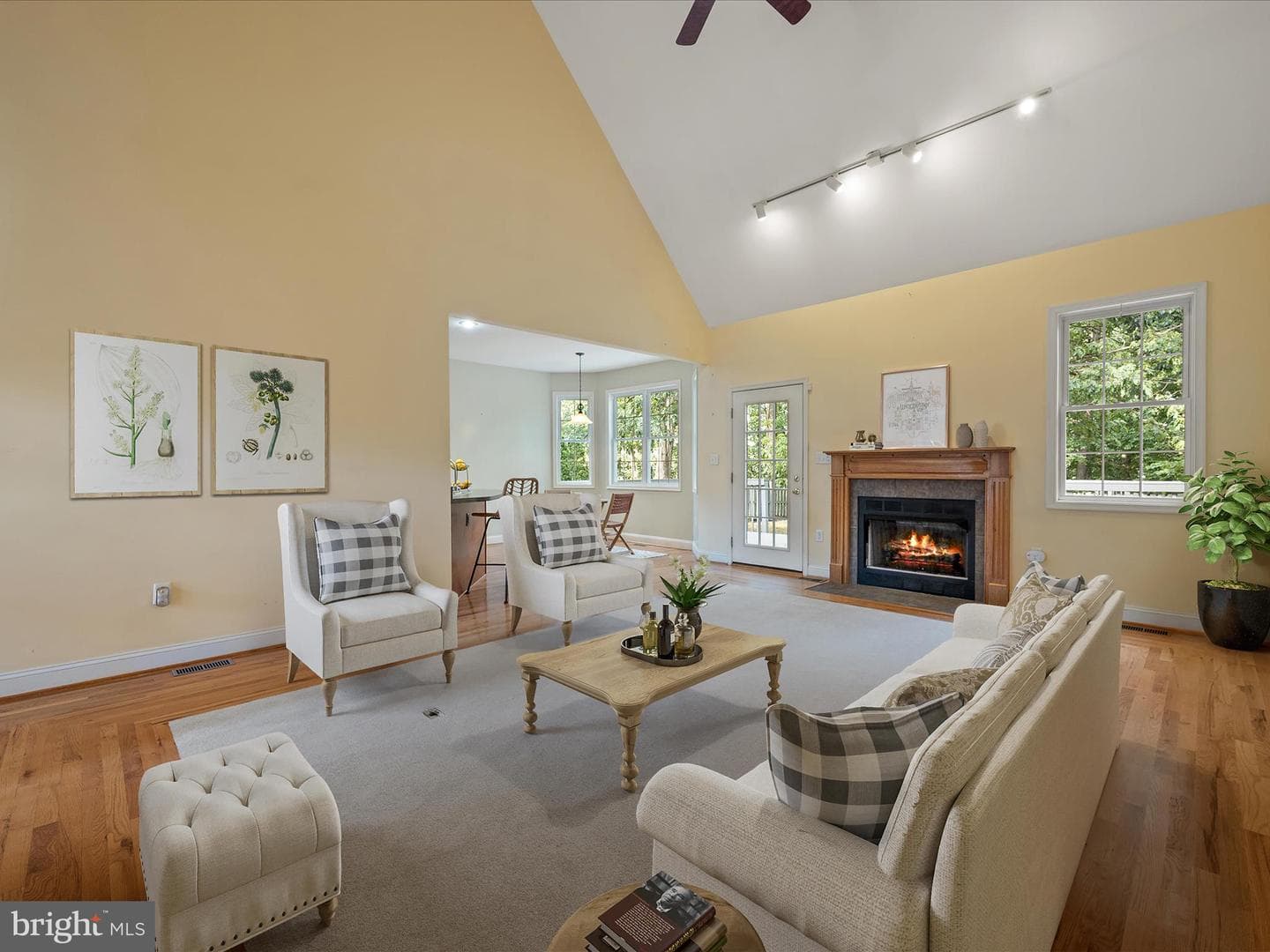 108 Kinross Drive photo 16