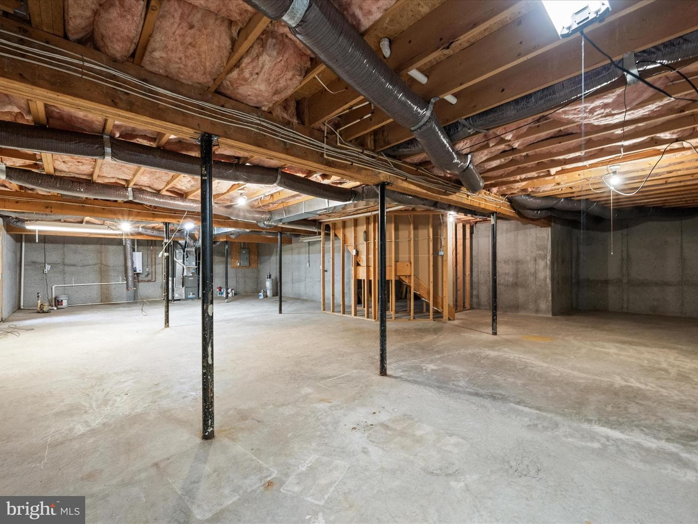 108 Kinross Drive photo 47