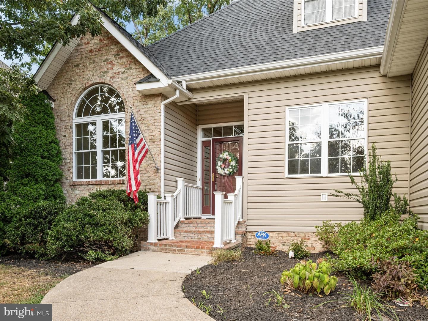108 Kinross Drive photo 5