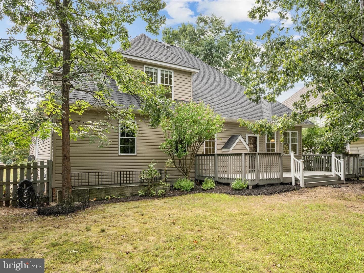 108 Kinross Drive photo 52