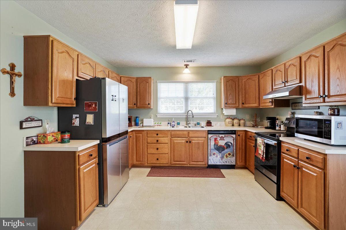 109 Cranberry Court photo 22