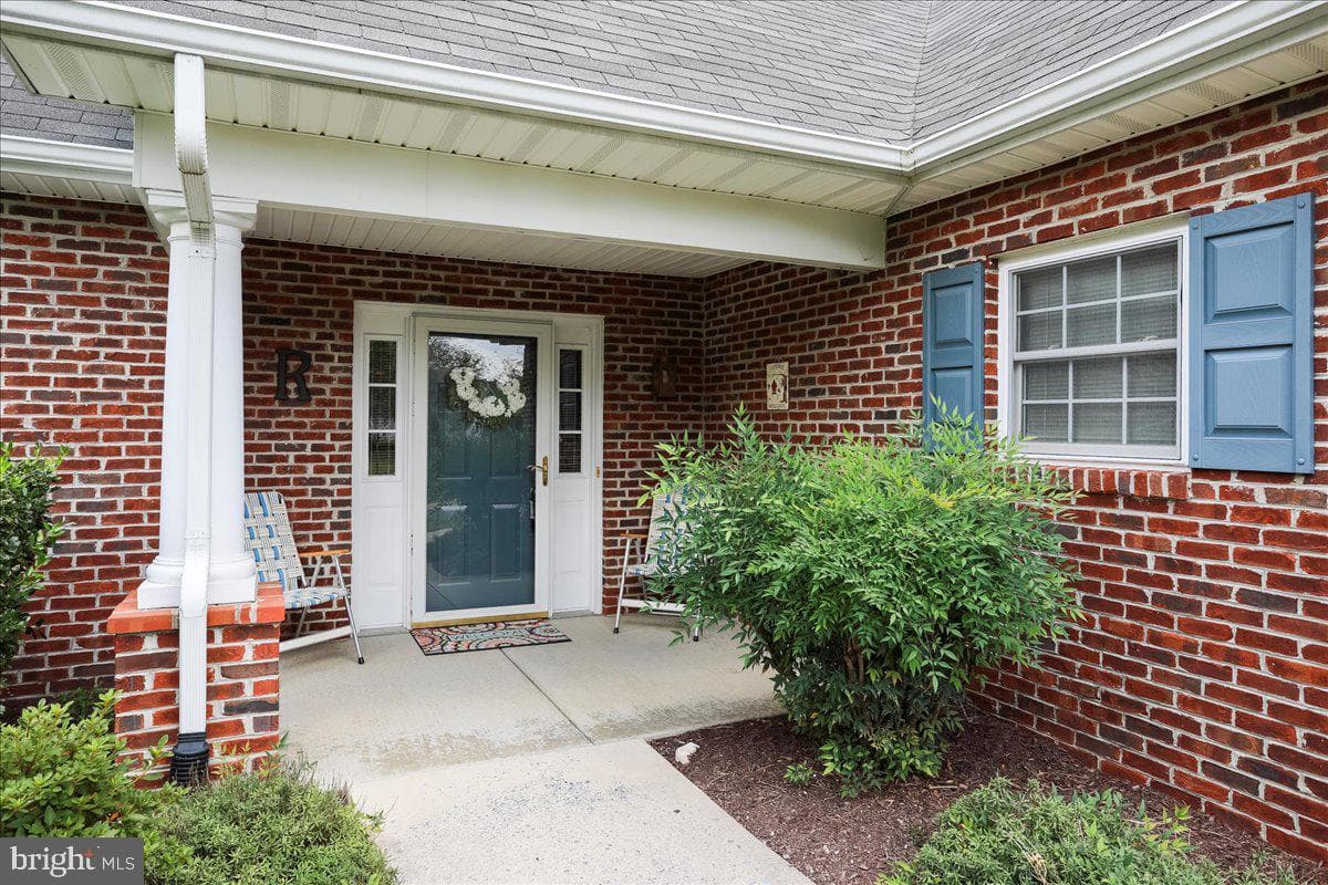 109 Cranberry Court photo 3