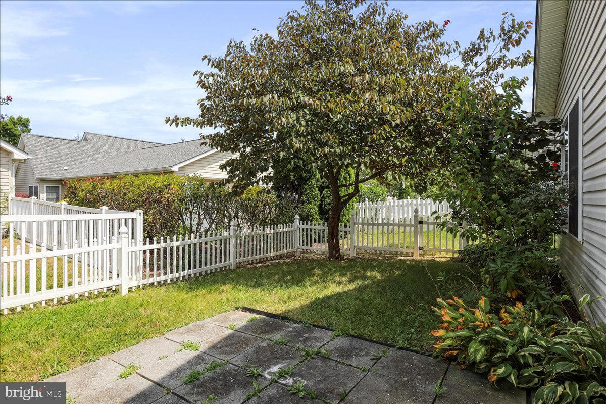109 Cranberry Court photo 30
