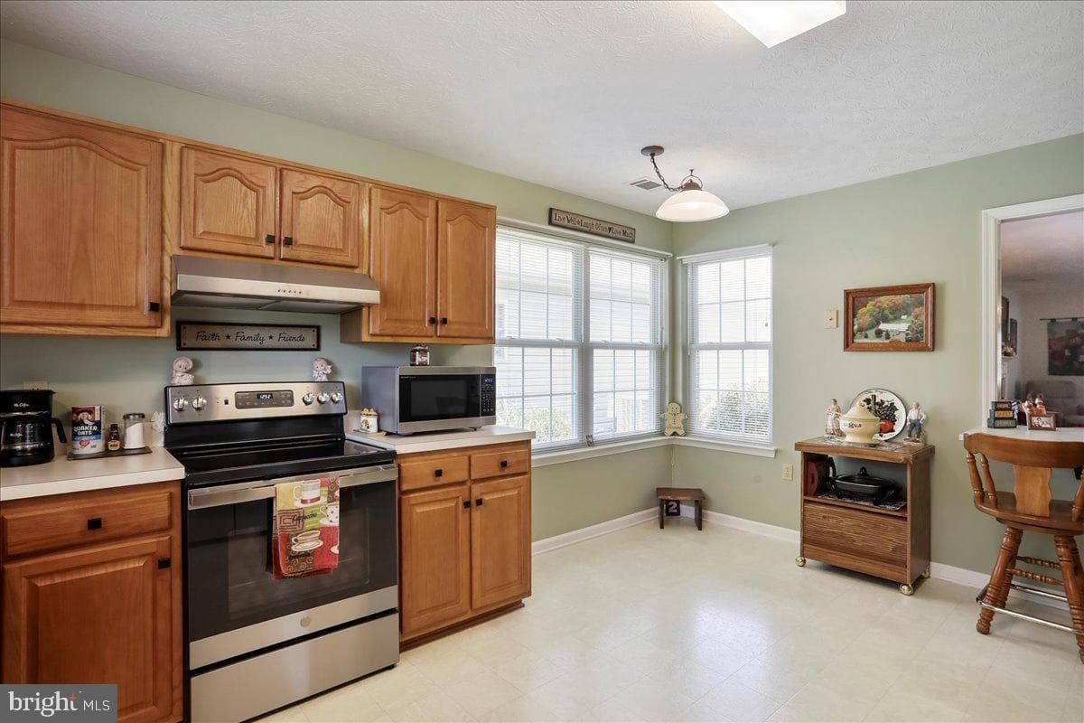 109 Cranberry Court photo 4