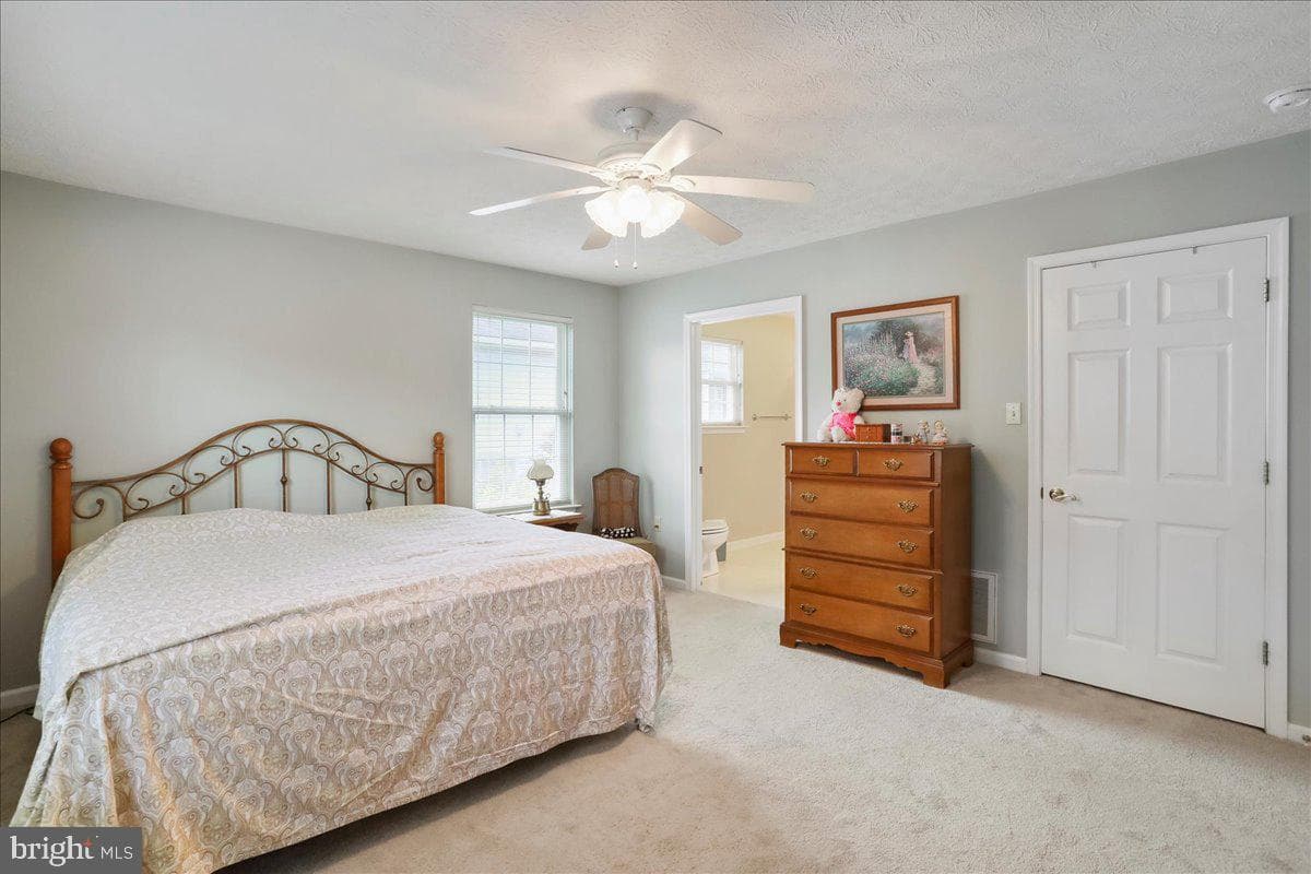 109 Cranberry Court photo 5