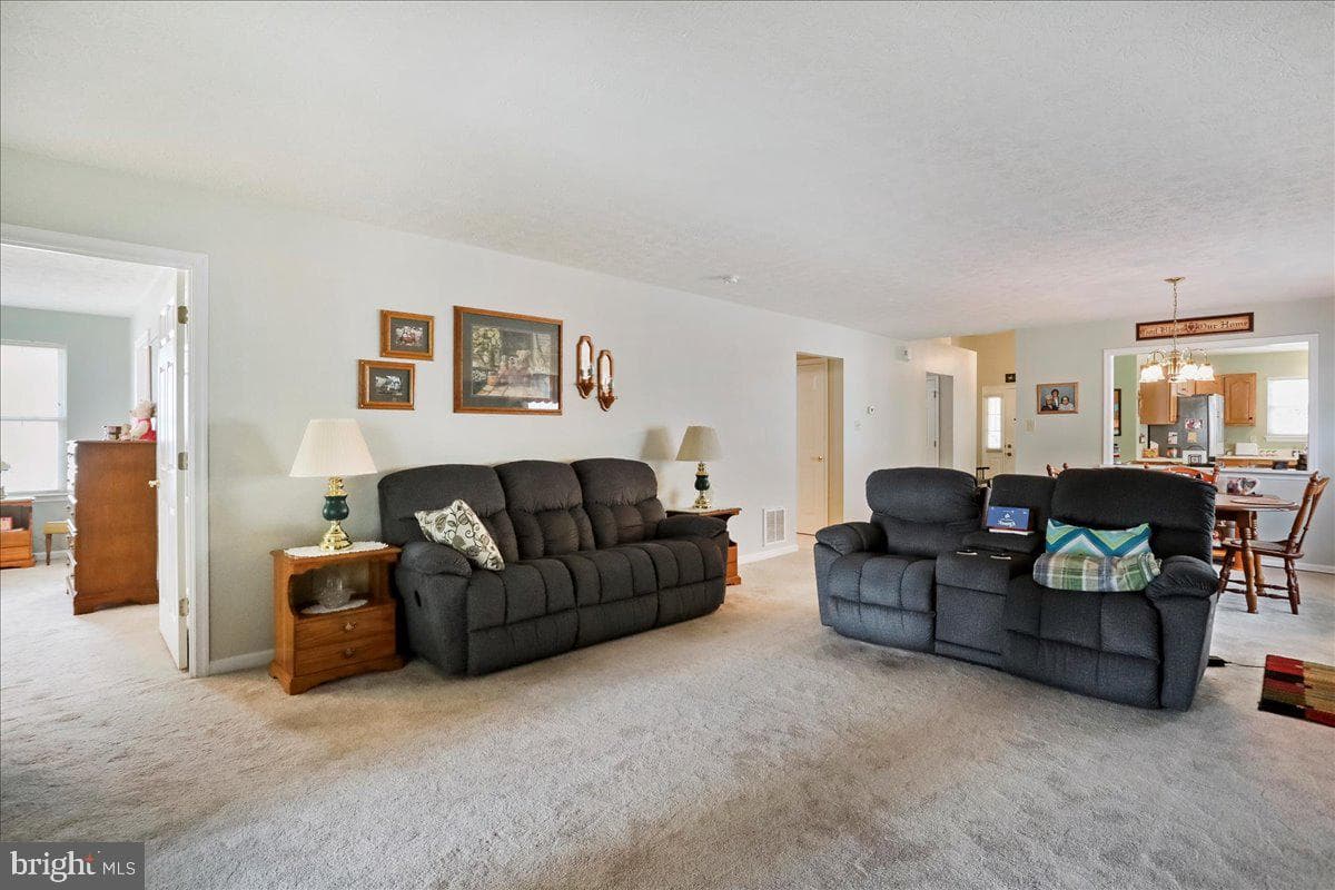 109 Cranberry Court photo 9