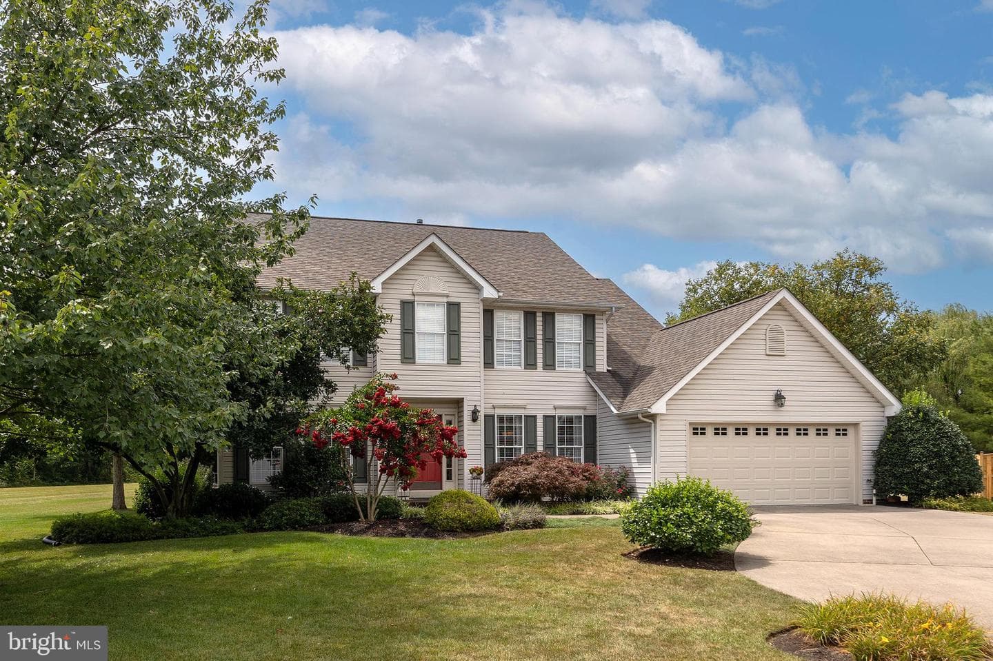 104 Skylark Court photo 42