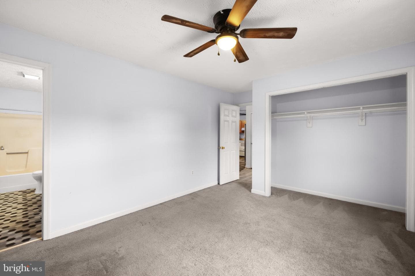 134 Cardinal Lane photo 24