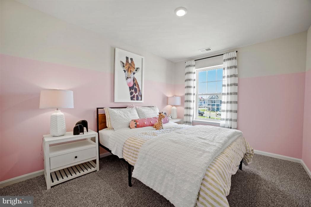 110 Charing Cross Drive photo 12
