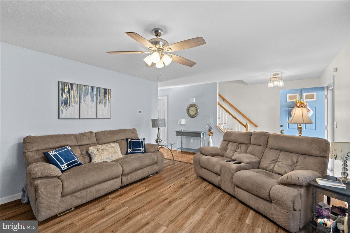 123 Whirlwind Drive photo 6