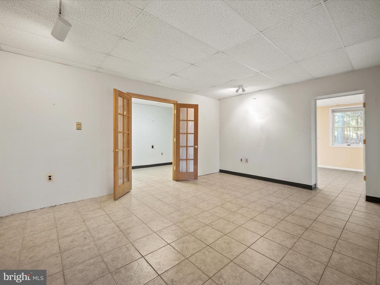 102 Divot Place photo 36