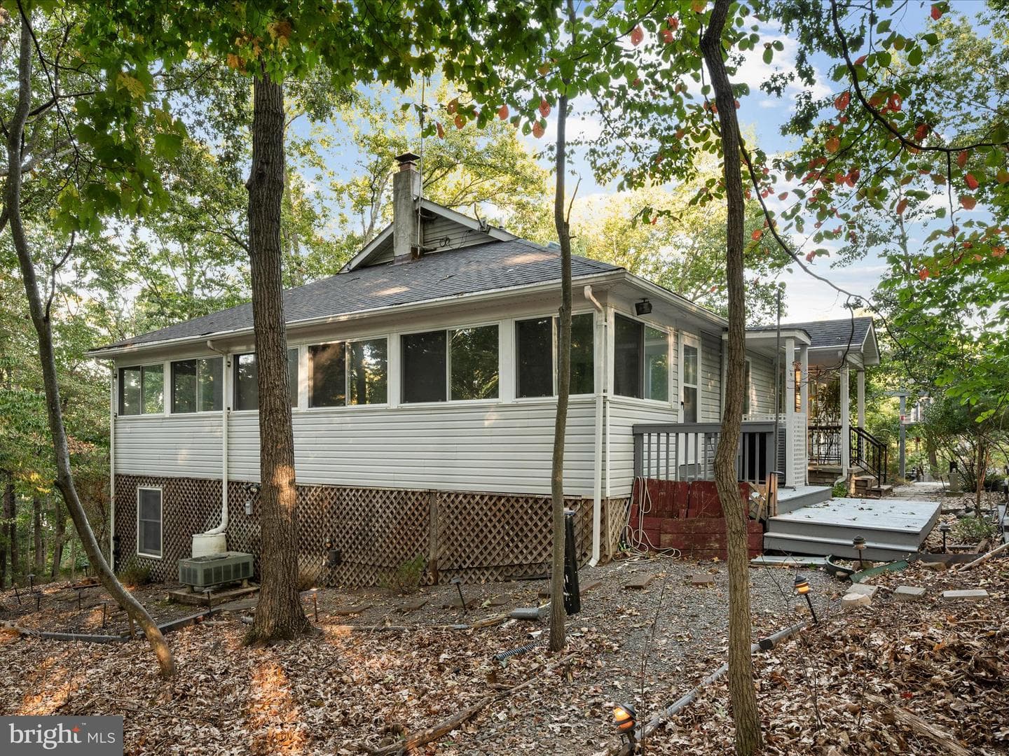 102 Divot Place photo 52