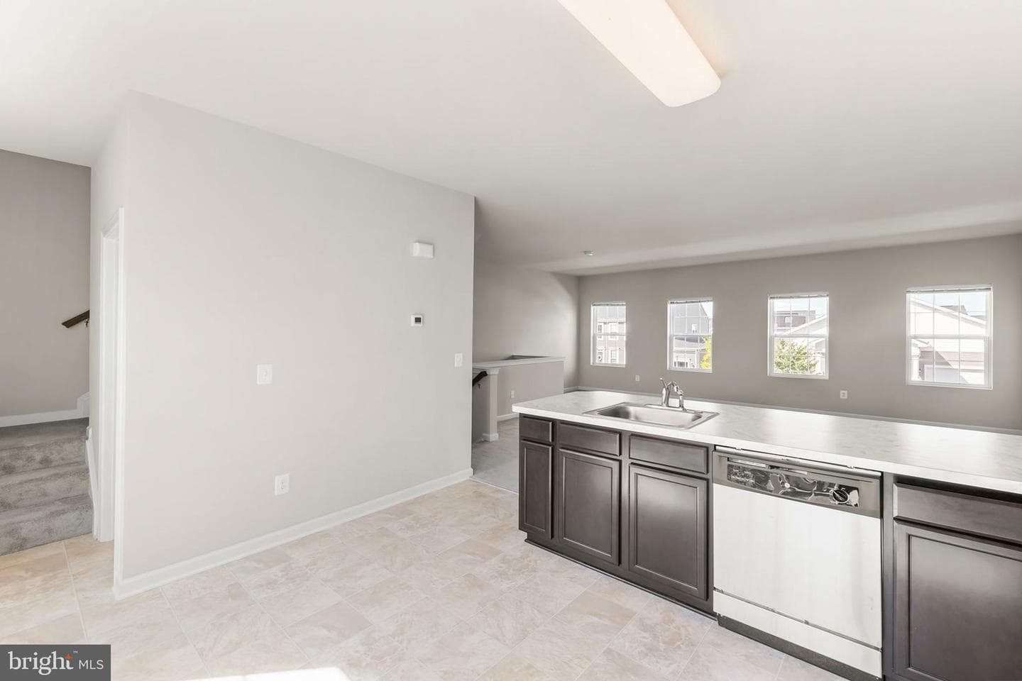216 Parkland Drive photo 10