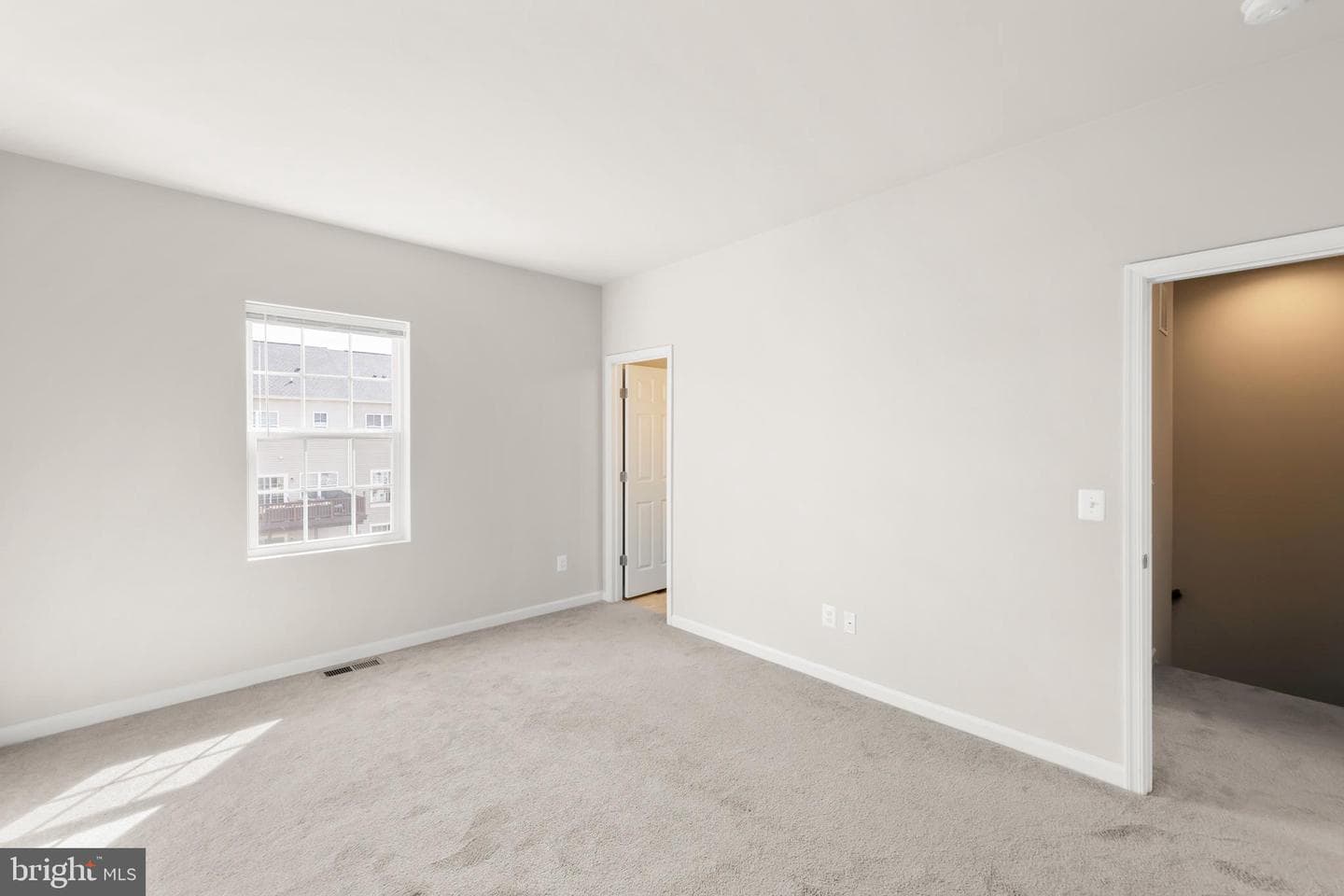 216 Parkland Drive photo 21