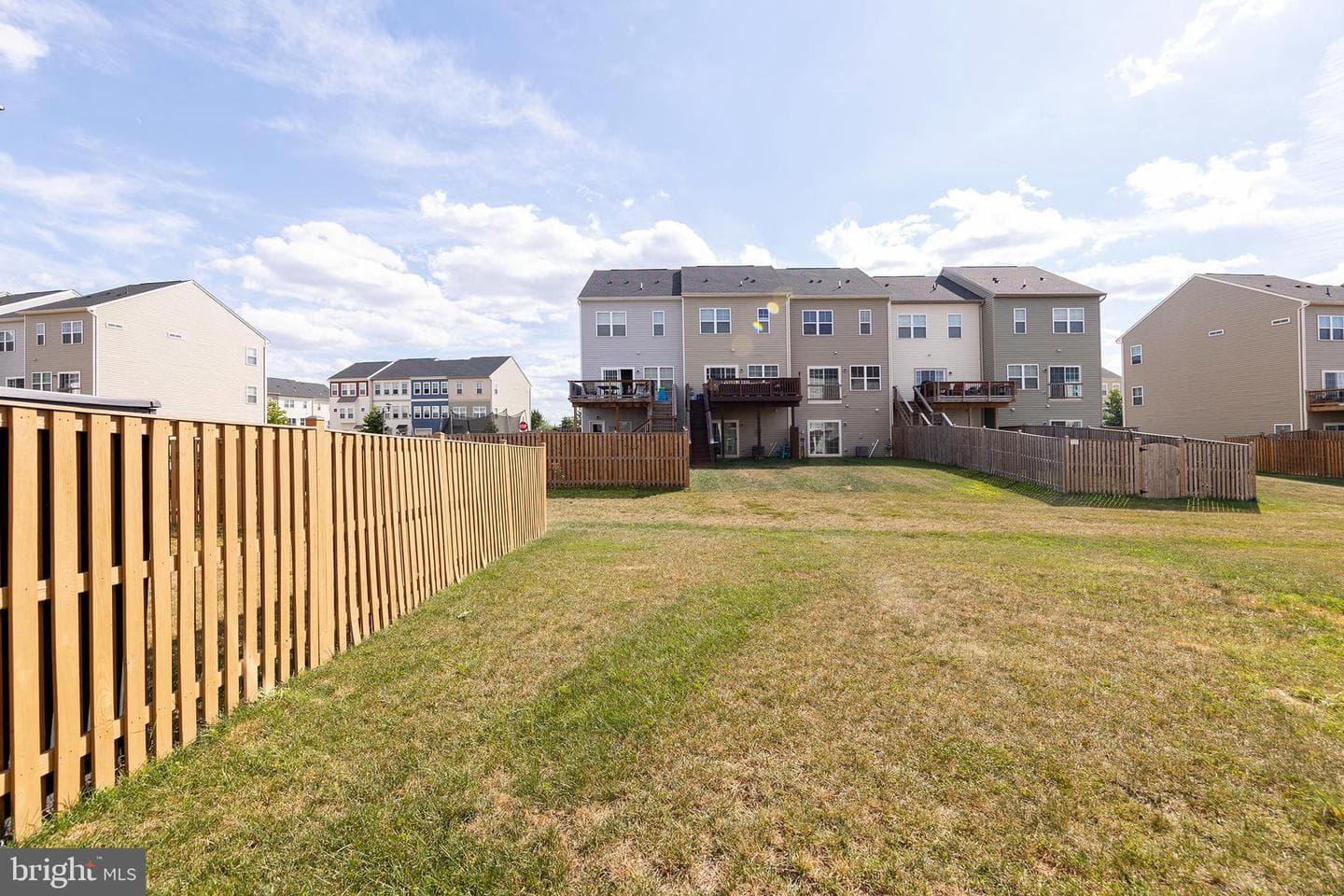 216 Parkland Drive photo 27