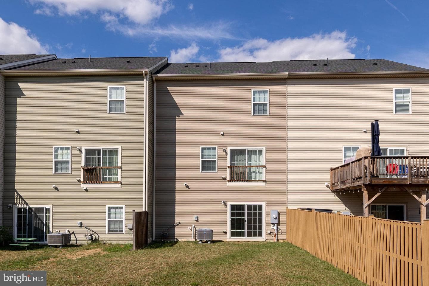 216 Parkland Drive photo 28