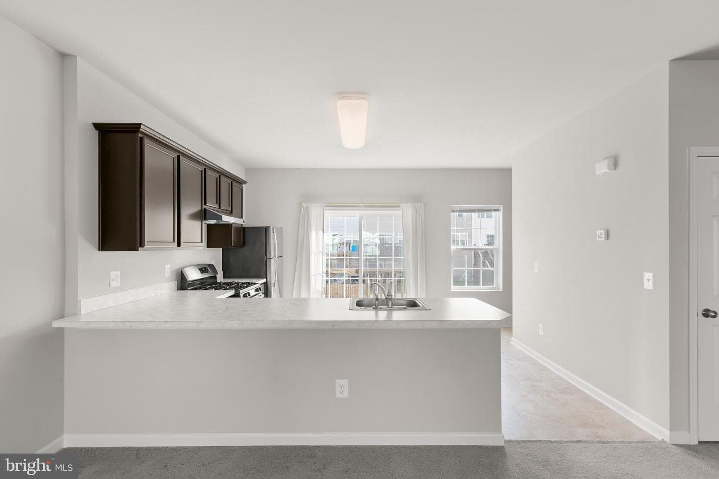 216 Parkland Drive photo 6