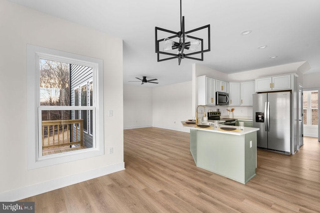 1086 Reynolds Road photo 12
