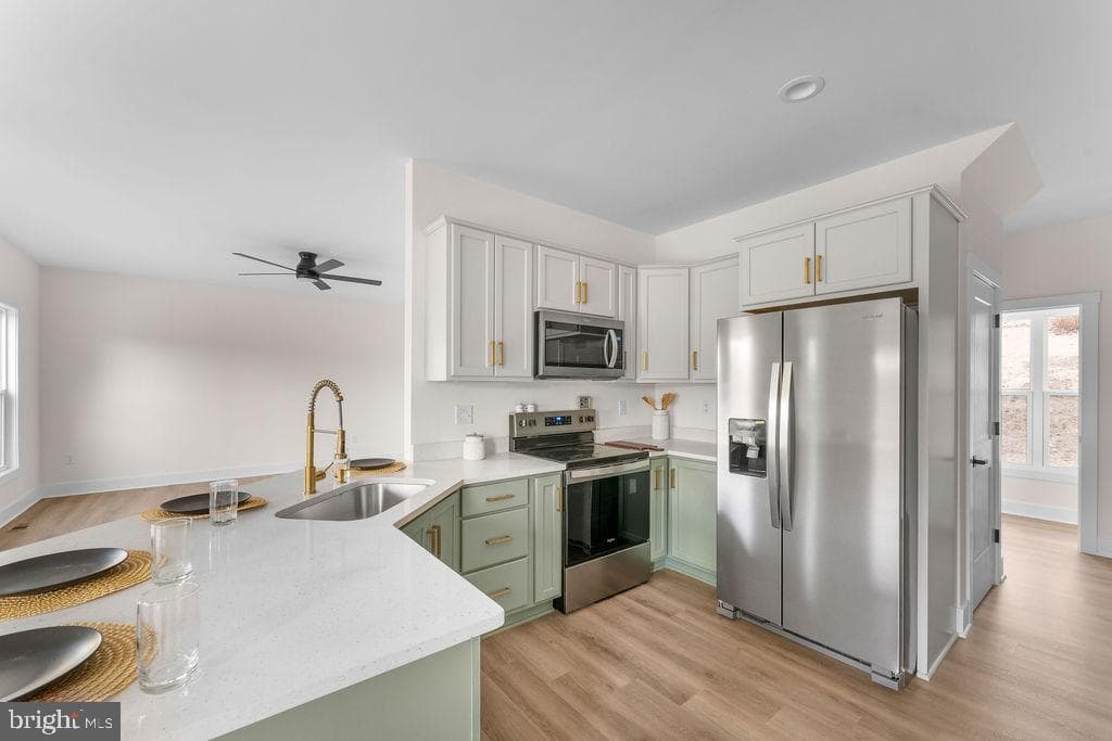 1086 Reynolds Road photo 15