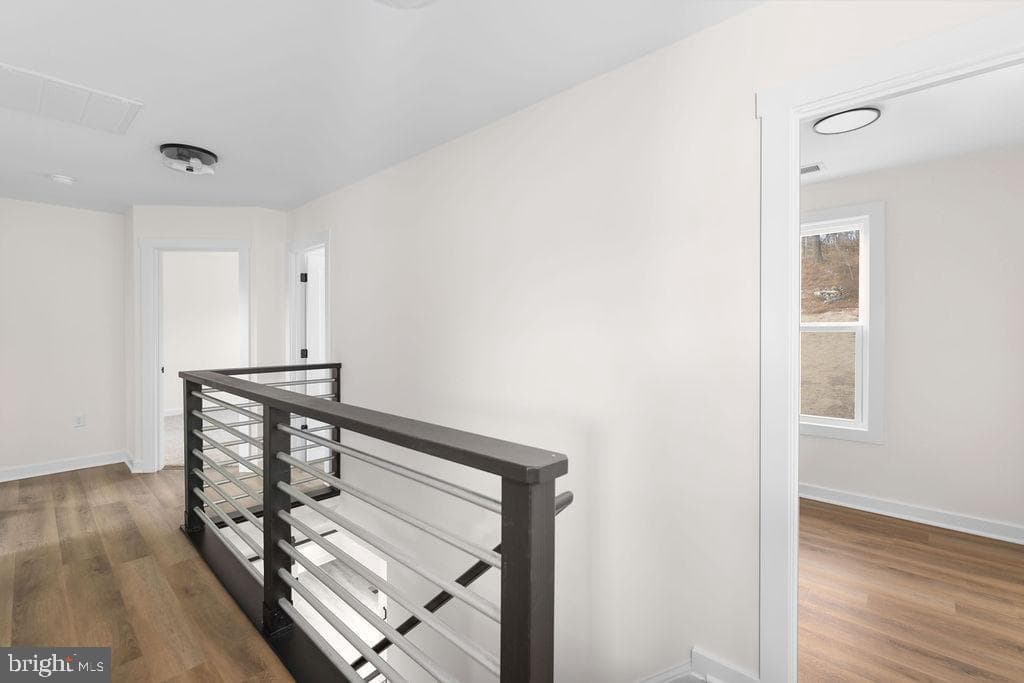 1086 Reynolds Road photo 27