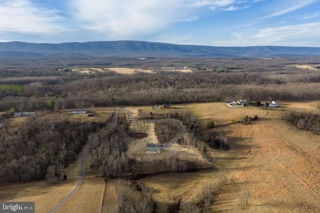 1086 Reynolds Road photo 40