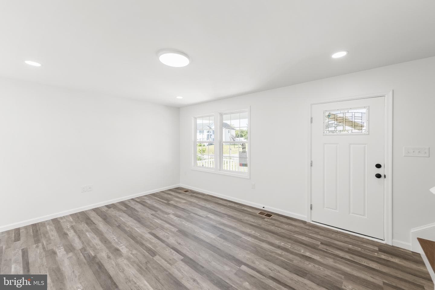 116 Camden Drive photo 2