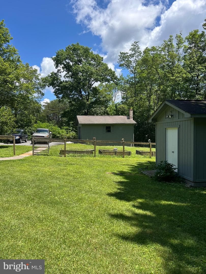 255 Sleepywoods Road photo 23