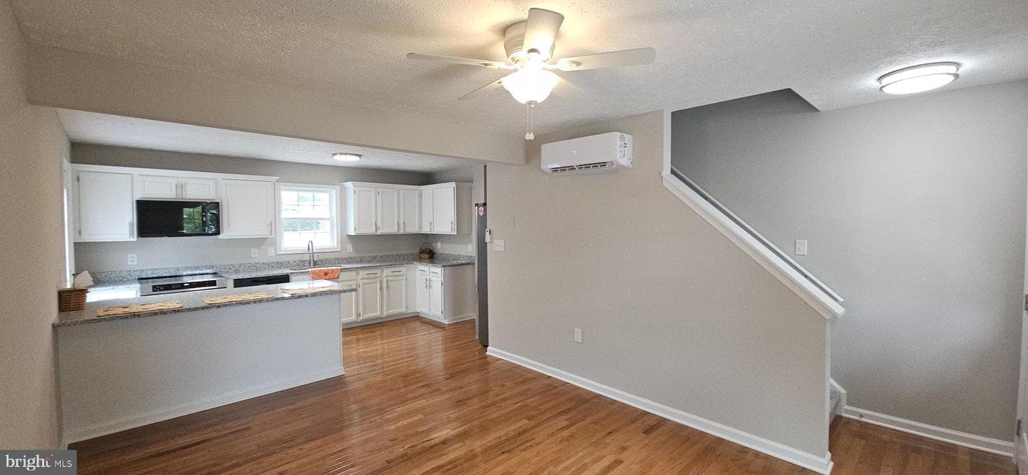 115 Robin Avenue photo 10