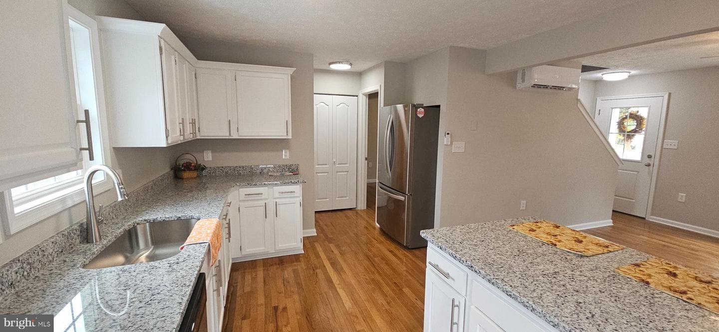 115 Robin Avenue photo 14
