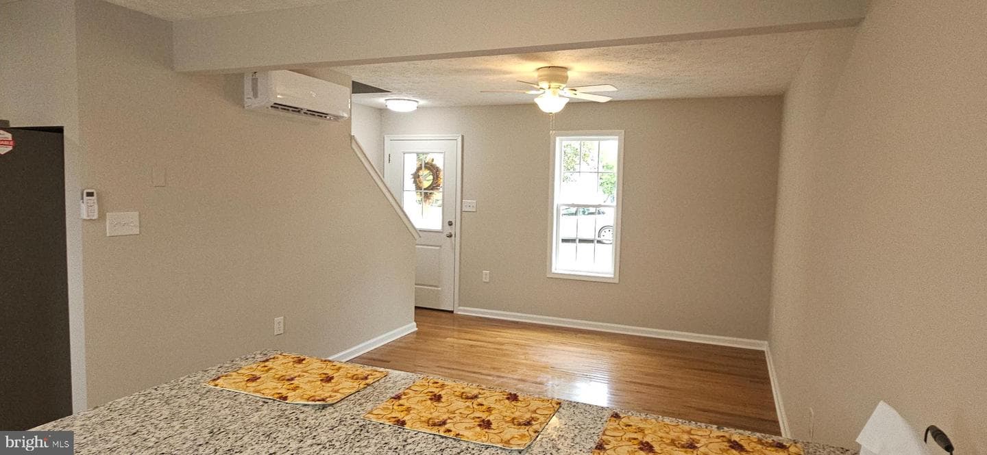 115 Robin Avenue photo 15