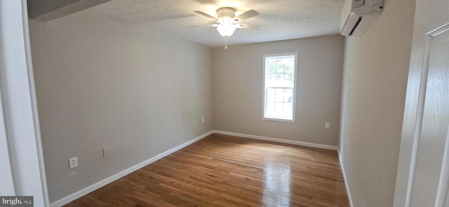 115 Robin Avenue photo 17