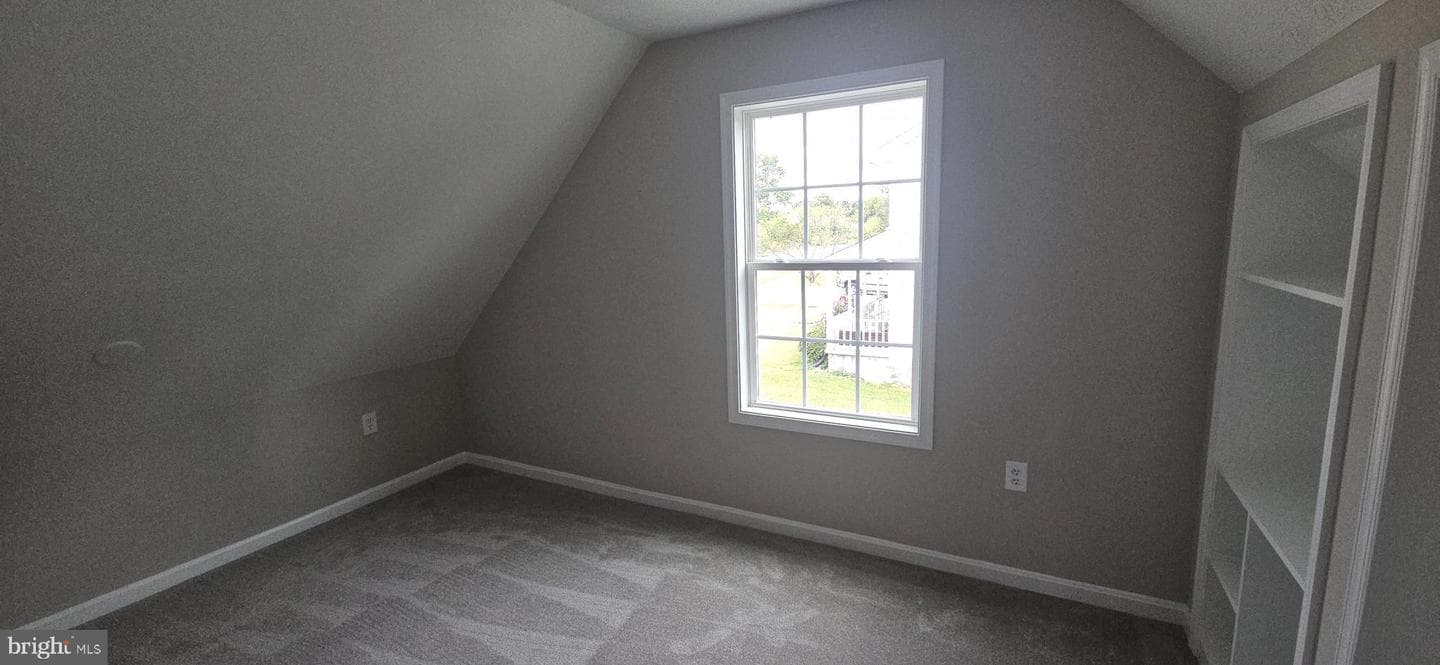 115 Robin Avenue photo 28