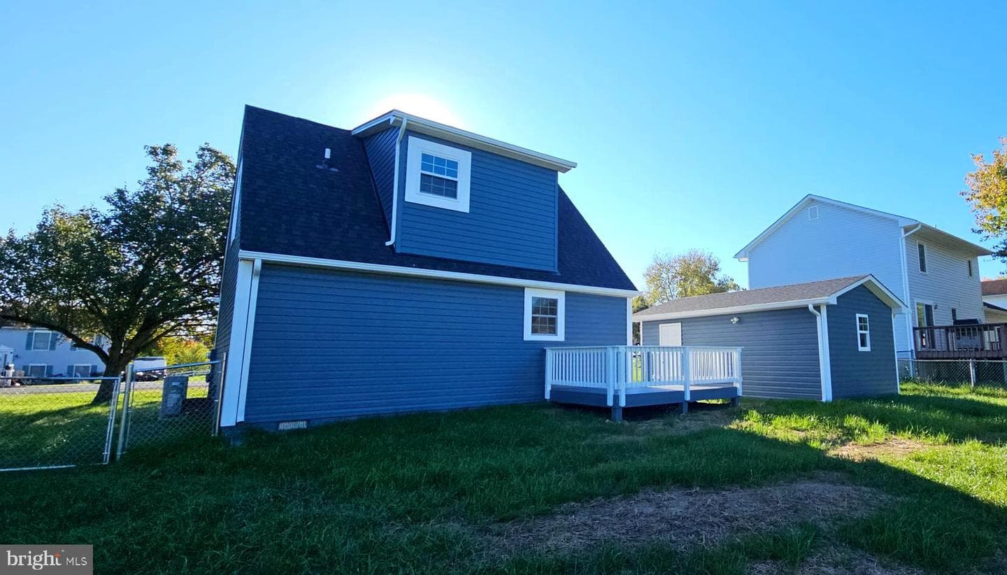 115 Robin Avenue photo 6